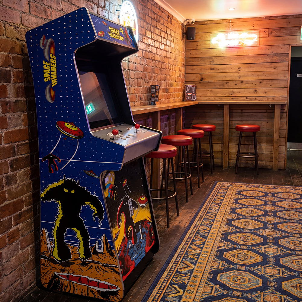 Retro Invaders Arcade Machine - Platinum