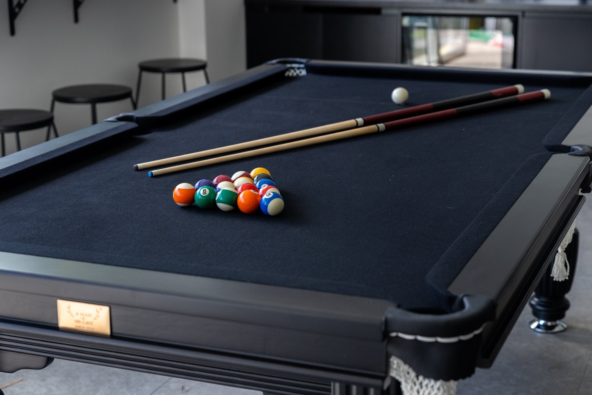 Solid Oak 7ft Slate Pool Table - Black Frame/Black Felt
