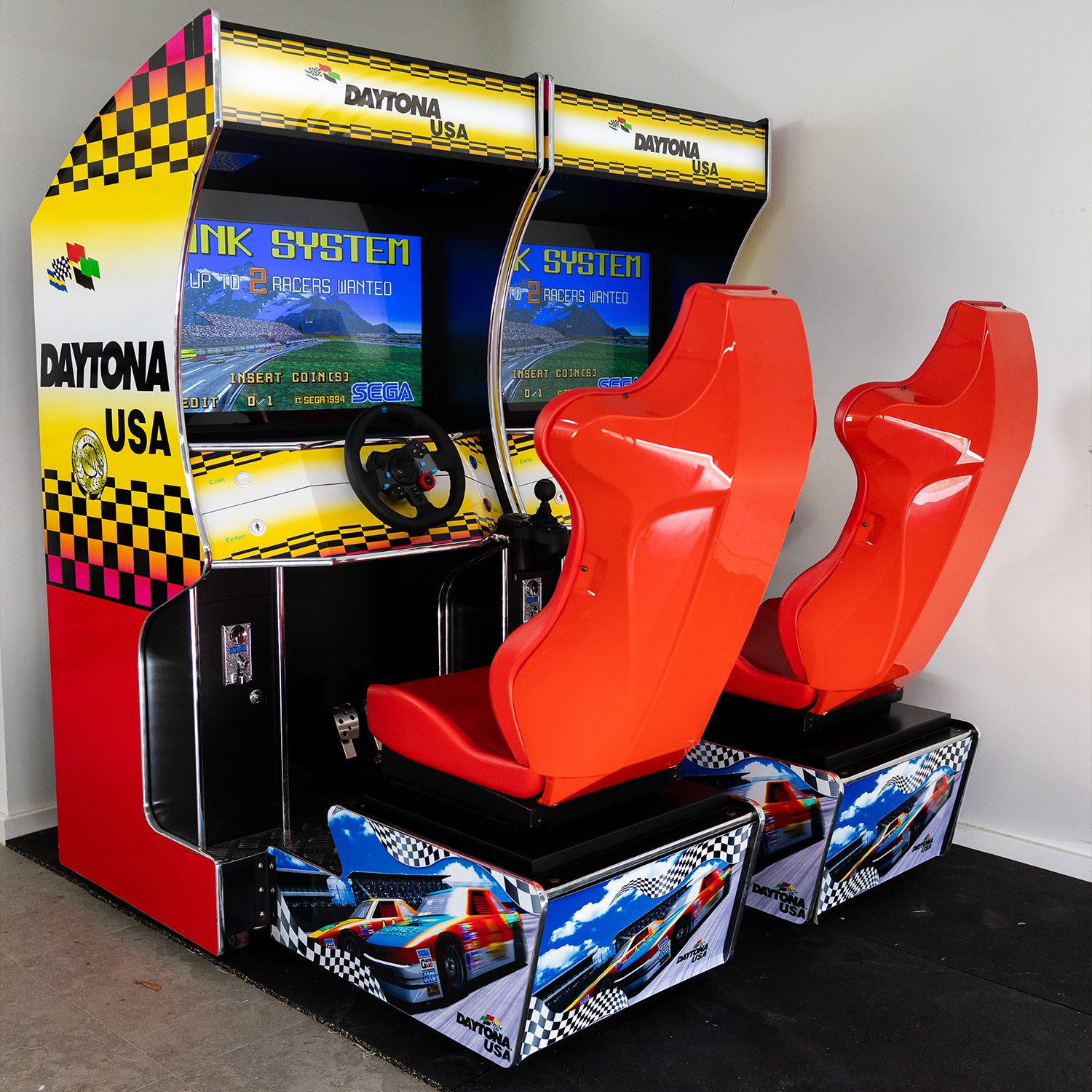 Driver Arcade Machine – A Man & His Cave