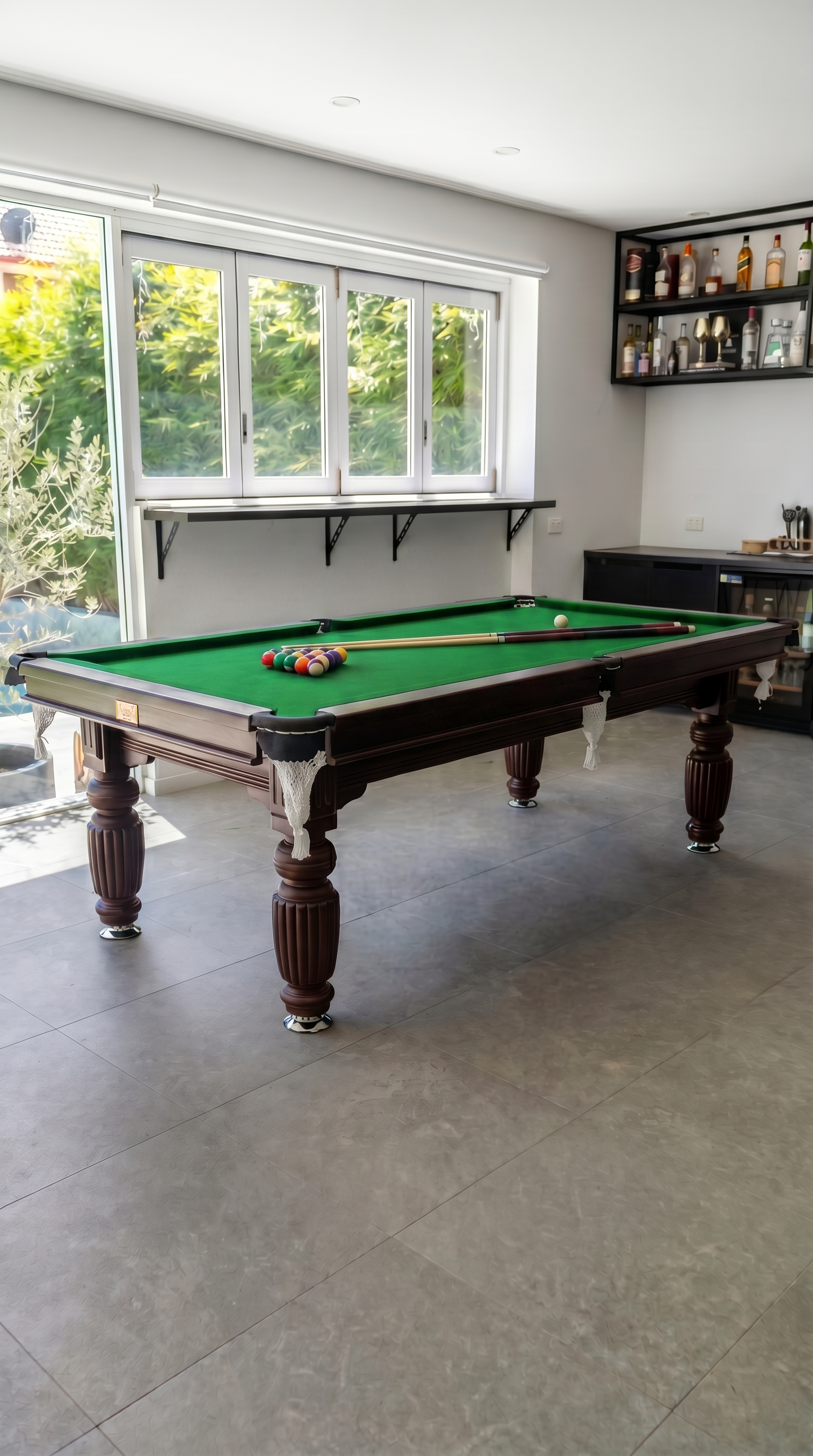 AMAHC lifestyle walnut-green 2