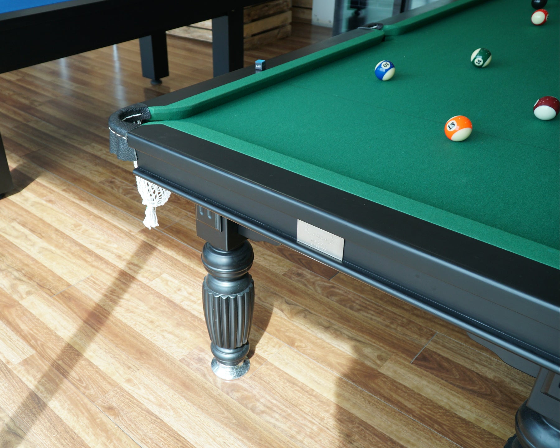 Solid Oak 8ft Slate Pool Table - Black Frame/Green Felt