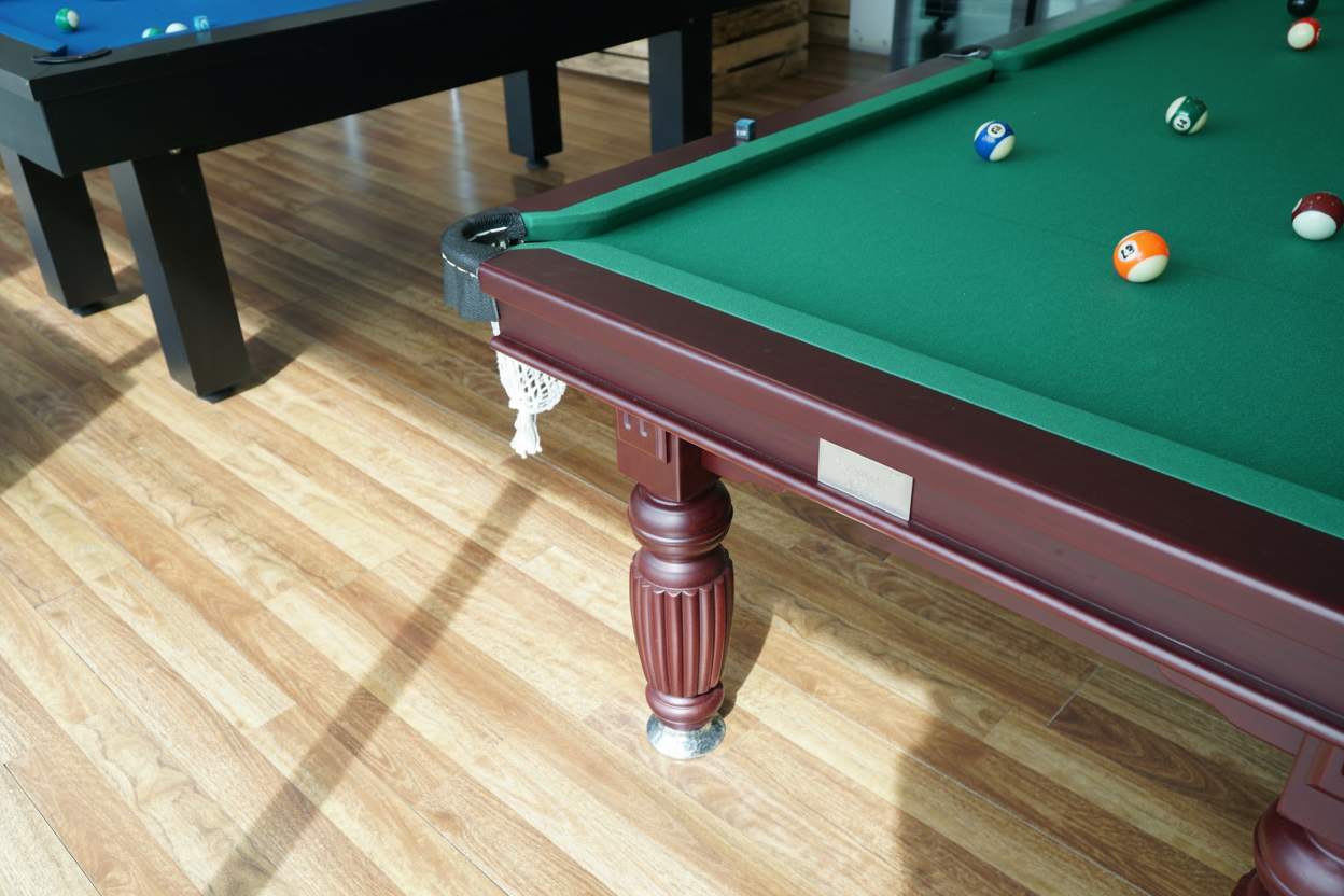 Solid Oak 7ft Slate Pool Table - Walnut Frame/Green Felt