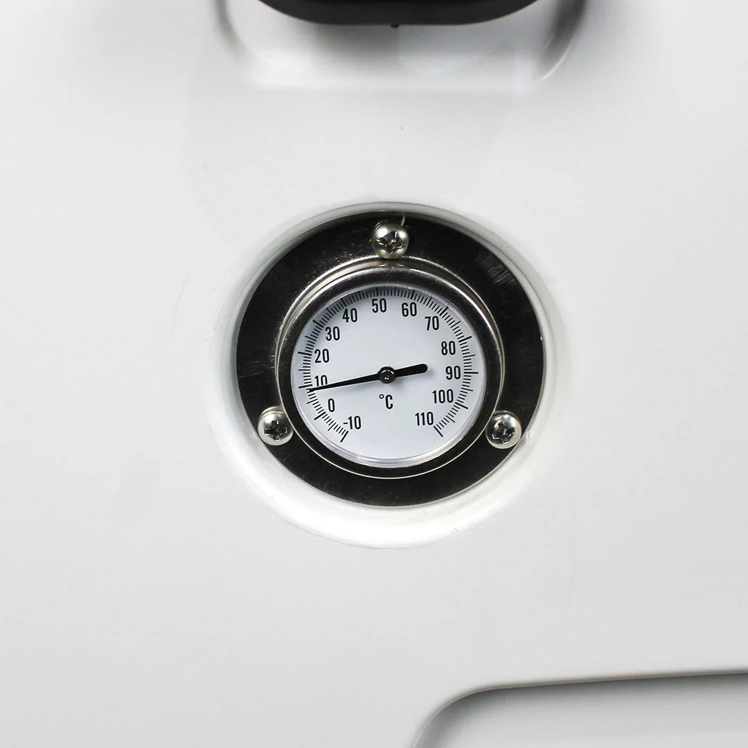 Rhino Esky ES-50QT Roto Molded Foam Injected 50 Litre Ice Box With Longest Ice Retention